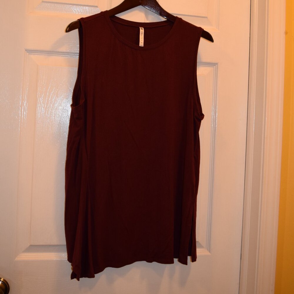 Fabletics Asymmetric Top M